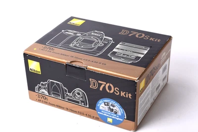 Nikon D70s 6.1MP DSLR Camera with f/3.5-4.5  18-70mm Zoom Lens Boxed + Instruct - Image 1 of 4