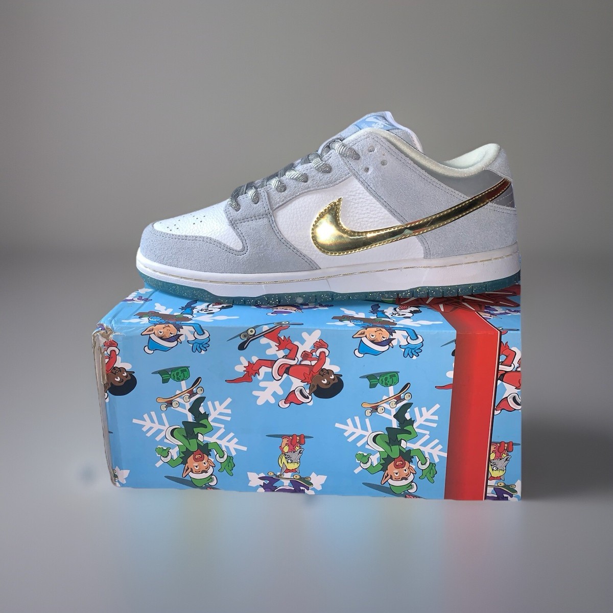 Nike Sean Cliver x Dunk SB Special Box Low Holiday Special Nike Sean Cliver x Dunk SB Special Box Low Holiday Special