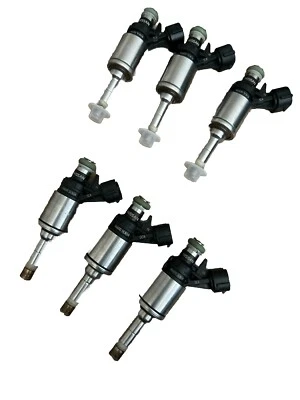 Infinity Q50 2017 3,0 t inyectores de combustible Foto 1 de 3