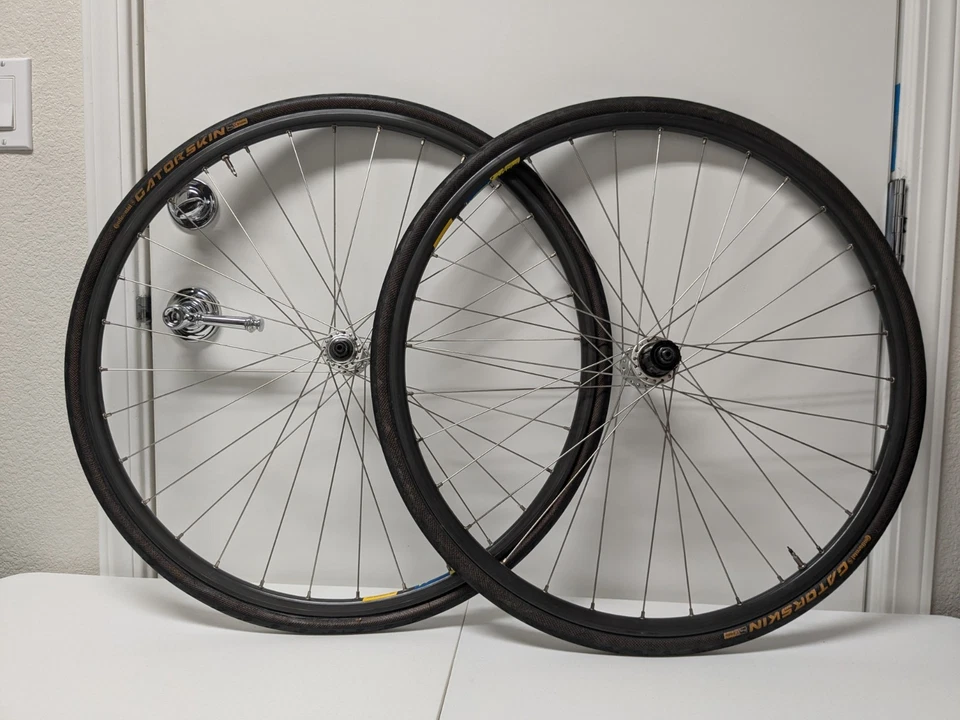 Shimano 600 Ultegra Mavic Open 4 CD 650c Wheelset HB-6400 Clincher w/ Gatorskins - Image 1 of 4