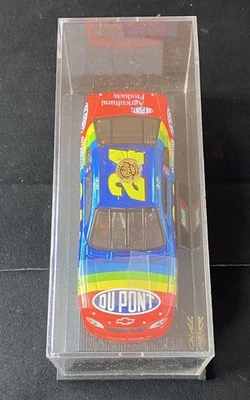 Revell 1/43 NASCAR #24 Jeff Gordon DuPont envío gratuito Foto 1 de 3
