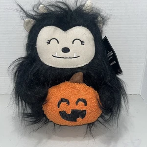 NWT Martha Stewart Plush Sasquatch with Led Light Up Pumpkin Halloween Decor - Picture 1 of 3