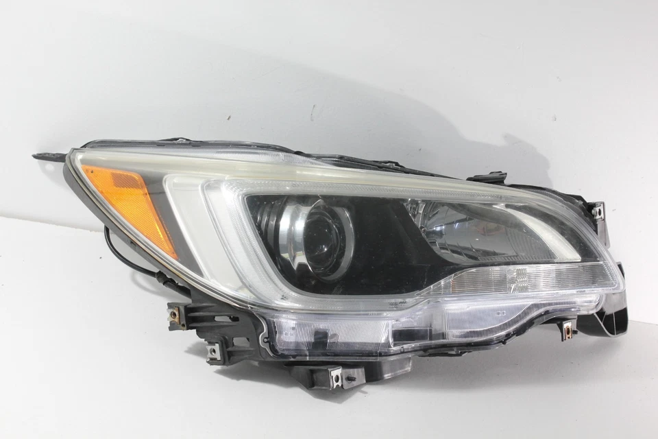 FARO DELANTERO DERECHO SUBARU OUTBACK LEGACY 2015-2017 Foto 1 de 4