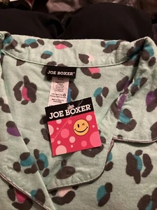 Joe Boxer Women’s small 2 Piece Flannel Pajama Set GREEN ANIMAL PRINT - Picture 1 of 3