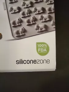 My Animals Brand Silicone Molds Christmas Polar Bears BPA Free FDA Approved NIP - Picture 1 of 8