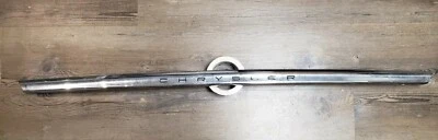 Chrysler New Yorker & Newport 300 1964 capó delantero cromado moldura mopar fabricante de equipos originales Foto 1 de 4