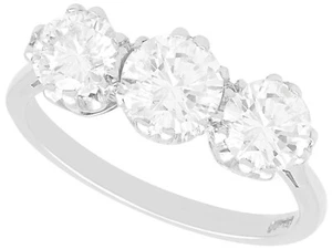 Vintage 1.82 ct Diamond and 18 ct White Gold Trilogy Ring - Picture 1 of 15