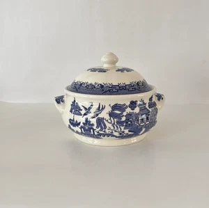 Churchill Blue Willow bedeckt Servierschale England Vintage Suppe NEUWERTIG 9"W - Bild 1 von 13