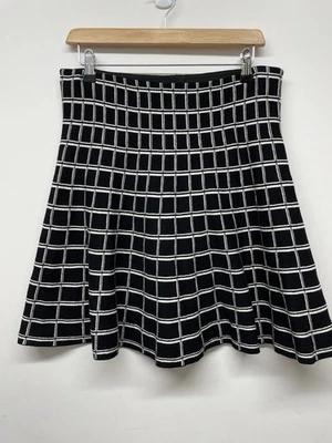 "Falda de punto Cynthia Rowley cintura grande 30-32"" blanco y negro tejido pesado"  Foto 1 de 4