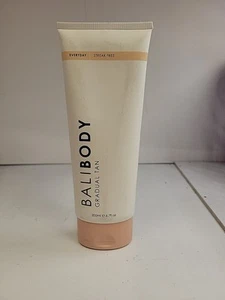 Bali Body GRADUAL TAN Everyday Streak Free 200ml / 6.7 Fl. Oz. - Picture 1 of 9