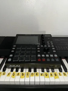 Akai MPC One Sampler Production Machine Black No Box With Cables - Picture 1 of 2