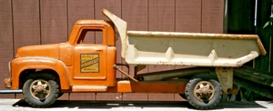 BUDDY L hydraulisch betriebener Muldenkipper aus den 50er-60er Jahren, 20 1/2 Zoll lang - Bild 1 von 12