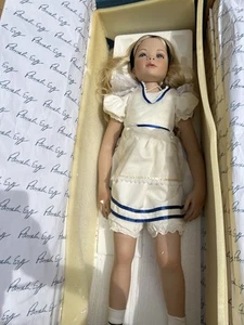 Máster Piece Gallery "Alice im Wunderland" Porzellan Puppe Pamela Erff Sammlerstück - Bild 1 von 17