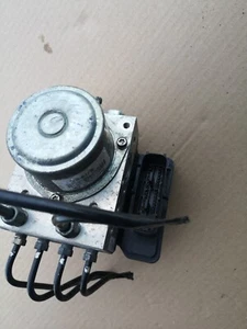 NISSAN X TRAIL T31 2008 2.5 PETROL ABS Pump Control Unit Module - Picture 1 of 13