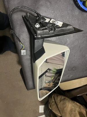 GMC Acadia Travera 2009-2014 pasajero derecho eléctrico plegable giro blanco térmico Foto 1 de 4