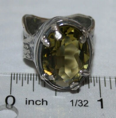 Silpada Sterling Silver Olivine Swarovski Crystal Cocktail Ring R1883 SZ 8 - Image 1 of 4