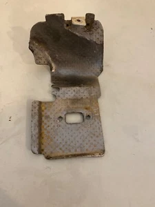 Echo SRM-210 String Trimmer Part  V104000440 SHIELD, EXHAUST - Picture 1 of 2
