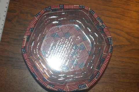 Longaberger 7" six-sided basket with lid Cover