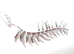 EDDIE BORGO Amazing Rhodium Plated Clear Crystal Pave Leaf Pendant Long Necklace - Picture 1 of 9