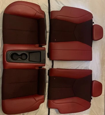 12-15 JUEGO DE ASIENTOS MANUALES DELANTEROS Y TRASEROS TELA ROJA CUERO HYUNDAI VELOSTER Foto 1 de 4