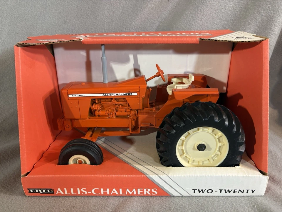 1:16 ALLIS CHALMERS "TWO-TWENTY" TRACTOR AGRÍCOLA ERTL FUNDIDO A PRESIÓN con CAJA Foto 1 de 4