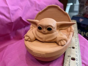 Star Wars: The Mandalorian The Child Baby Yoda Chia Haustier Deko Pflanzgefäß - Bild 1 von 6