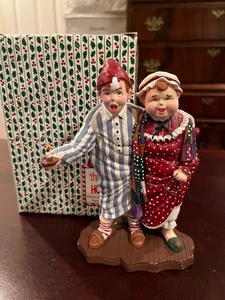 Dept. 56 All through the House Mama in her "kerchief Papa in his cap - Picture 1 of 5