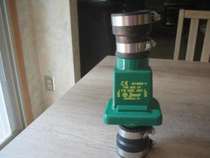 Válvula de retención de unión de flujo completo Zoeller de 1-1/2" o 1-1/4" deslizamiento x deslizamiento para bomba de sumidero - Imagen 1 de 3