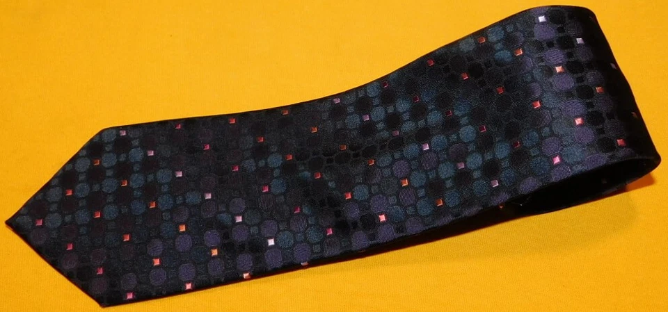 CORBATA EMANUEL UNGARO HECHA EN ITALIA MARRÓN/BORGOÑA/ROSA MOTIVO PUNTOS - CORBATAS DE DISEÑADOR. Foto 1 de 3