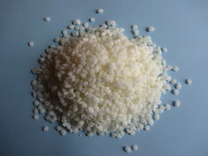 1 kg 100% Bienenwachs Wachs Weiß Pastillen Linsen für Kerzen und Naturkosmetik - Picture 1 of 2