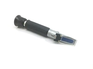Brix 20 Degree C Refractometer - Picture 1 of 5