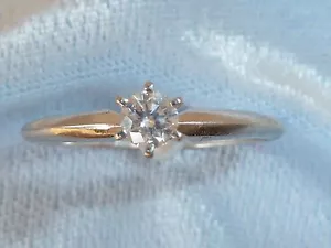 Anello vintage in oro bianco 14 carati, diamante 3,5 mm, TCW .17, misura 7,25 - Foto 1 di 4