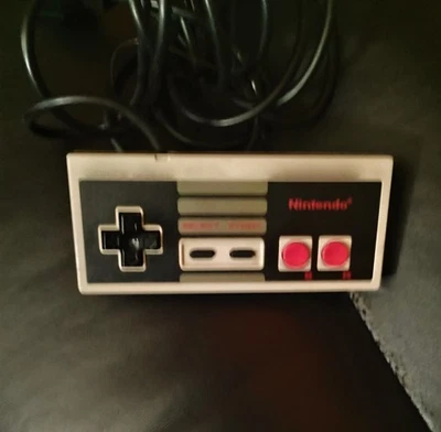 Nintendo NES Controller Original Authentic OEM NES-004 Tested Working - Image 1 of 4