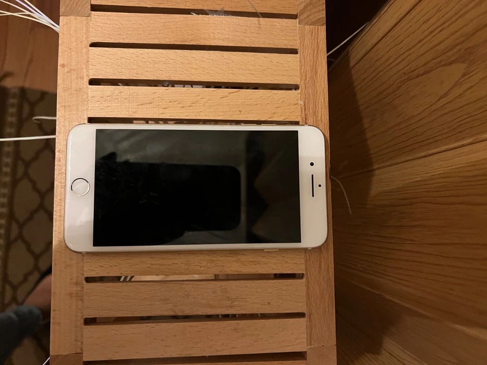 Apple iPhone 7 Plus - 32GB - Gold (Unlocked) A1661 (CDMA   GSM) - Image 1 of 1