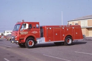 Camión de rescate joven internacional Runnemede NJ 1971 - extensión de aparato contra incendios - Imagen 1 de 1