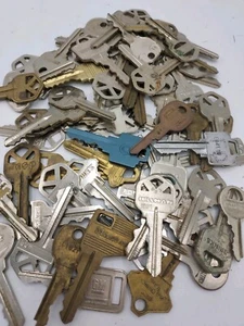 Lot of 10 Used Home House Door Keys Kwikset Schlage ilco National Etc - Picture 1 of 1
