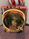Toybiz+Lord+of+the+Rings+Two+Towers+Elven+Archer+%26+Berserker+Figures