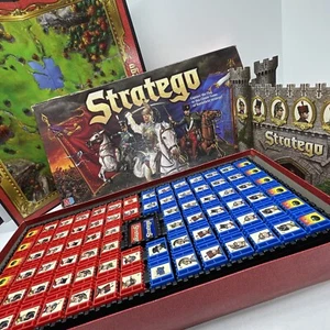 Juego de mesa STRATEGO Capture The Flag Battlefield Milton Bradley de colección 1996 - Imagen 1 de 24