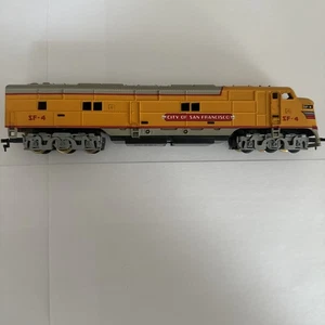 Tyco HO City Of San Francisco SF-4 Union Pacific Engine Train Tested - Picture 1 of 3