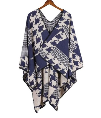 Poncho envolvente Marc New York para mujer talla única azul beige pata de gallo frente abierto Foto 1 de 4