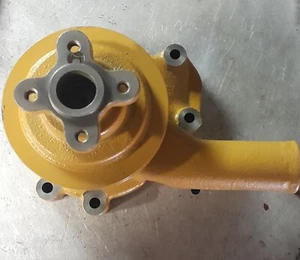 komatsu water pump d494-2 motor - Picture 1 of 3