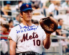 DUFFY DYER  NEW YORK METS  69 WS CHAMPS   ACTION SIGNED 8x10