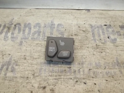 2000-2003 CADILLAC DEVILLE AQUECEDOR TRASEIRO ESQUERDO OU DIREITO INTERRUPTOR DE ASSENTO AQUECIDO -- TRIGO - Imagem 1 de 4
