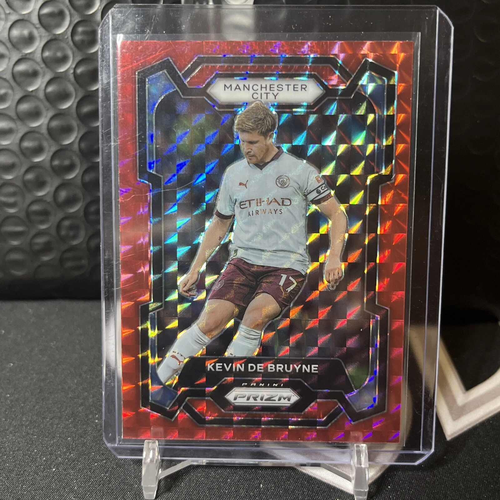 2023-24 Panini Prizm EPL Kevin De Bruyne Red Mosaic Prizm #7 Man City