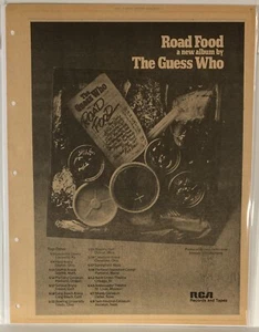 Álbum de comida de carretera y fechas de gira originales 11x14 vintage AD 1974 THE ADIVINA QUIÉN - Imagen 1 de 1