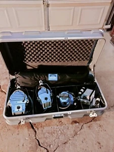 Arri Arrilite Fresnel Light Kit 750 650 300 Plus + Tripods + Case + Chimera - Picture 1 of 23