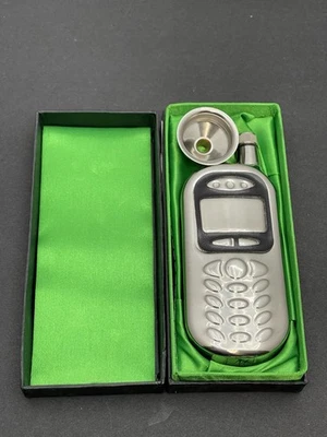 复古 THINGS Remembered 礼品 不锈钢 手机 FLASK 全新带盒 — 第 1/3 张图片