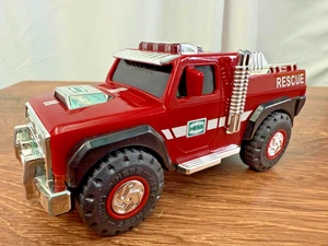 Hess Rettungswagen 2020 rot & chrom Lichter funktionieren sehr guter Zustand 1 Hand - Bild 1 von 7