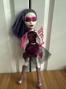 Monster High Power Ghouls Spectra Vondergeist - Picture 1 of 5