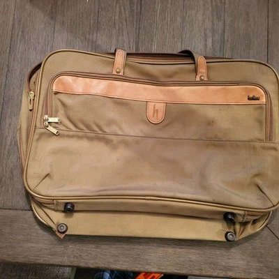 Hartmann 14" X 22" Expandable Travel Bag - 5 Zippered Compartments - Vintage - Image 1 of 4